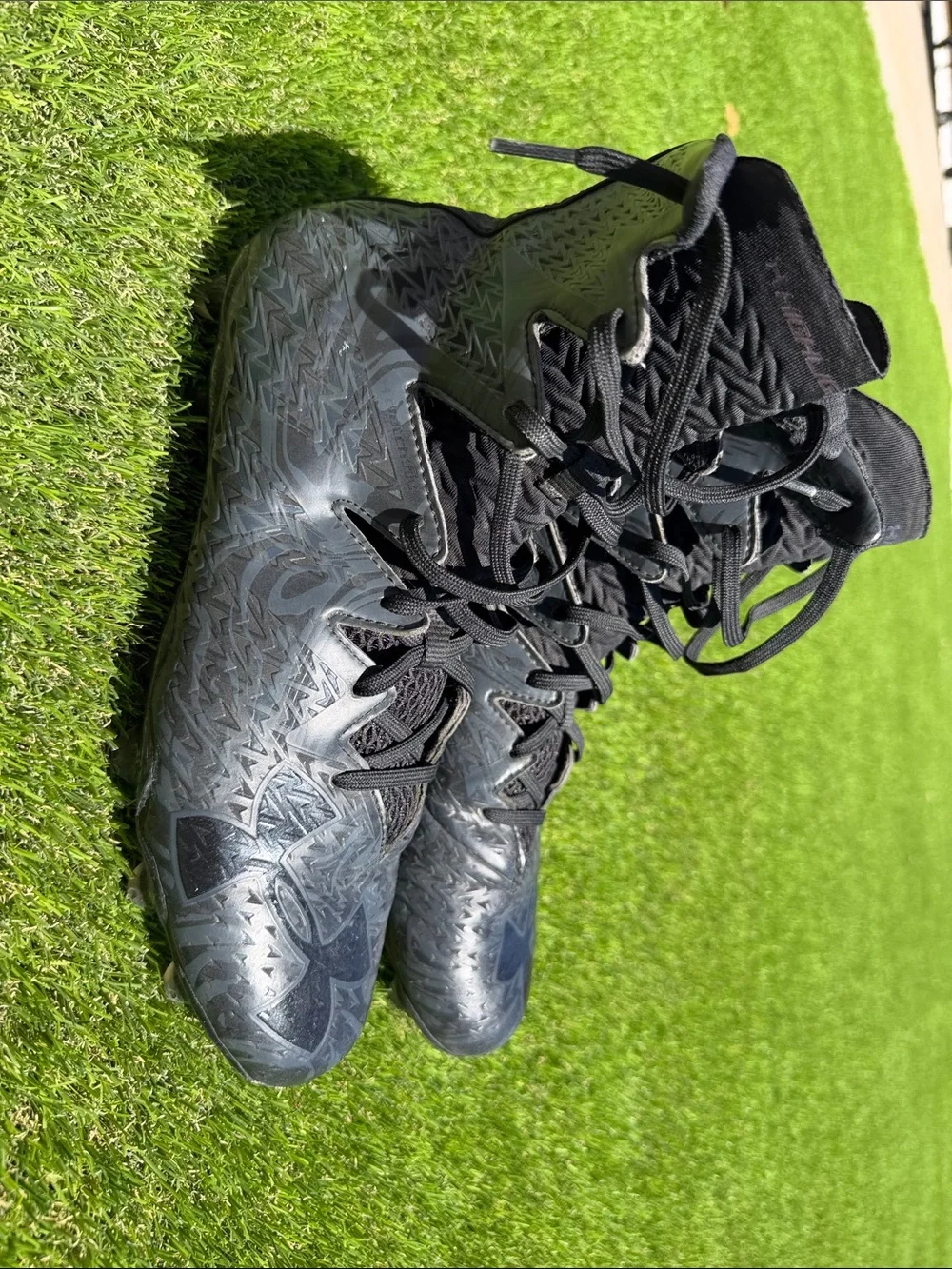 Under Armour Men’s Black and Gray High-Top Athletic Cleats